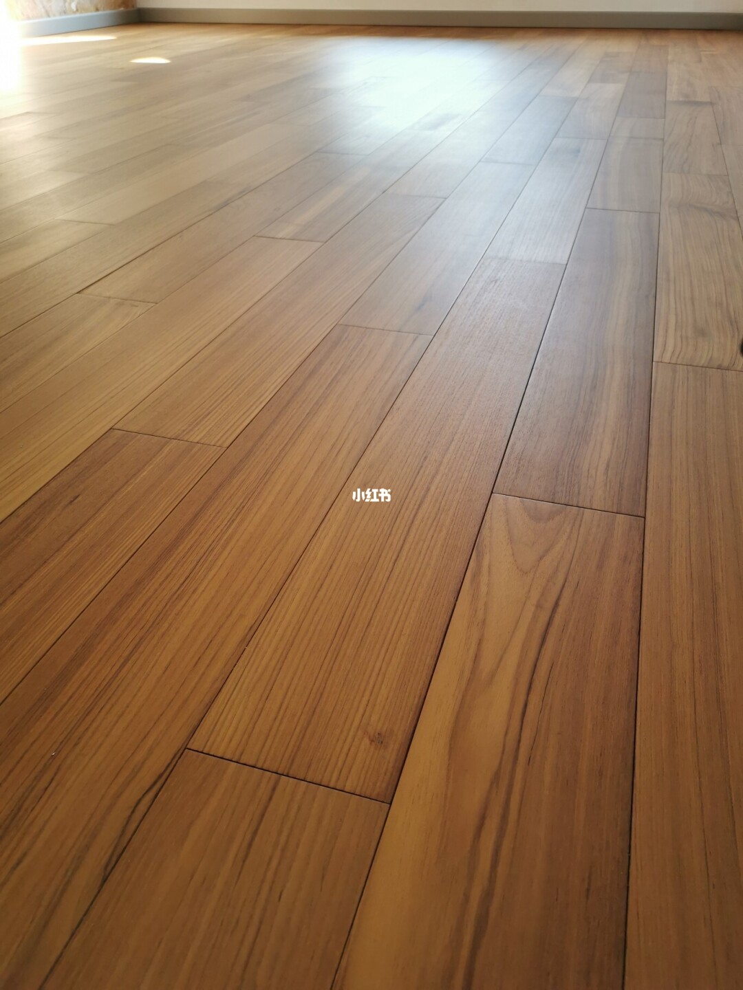柚木地板品牌_缅甸柚木地板和重蚁木_缅甸柚木 阳台地板