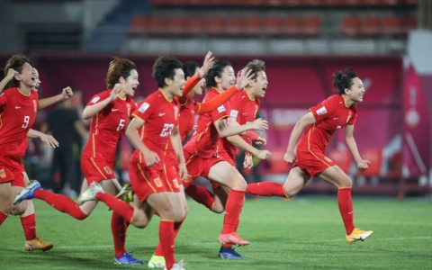 中国女足登顶亚洲，韩媒感叹：无法翻越万里长城