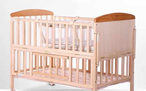 1/3婴儿床实际使用木材不符，部分婴儿床存质量安全隐患