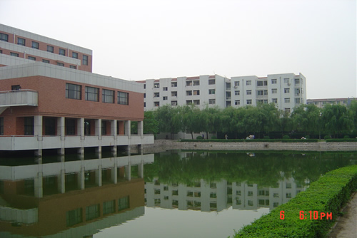 河南科技专修学院于存涛_景德镇陶瓷学院科技艺术学院 历年美术分数_河南科技学院排名历年