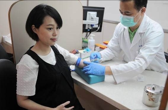 香港胎儿性别鉴定需要什么条件，亲身经历告诉你香港验血查男女准不准